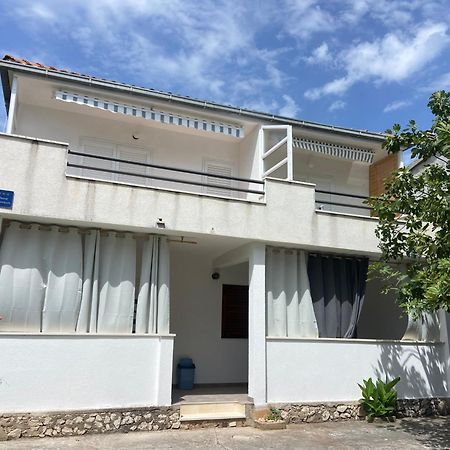 Apartmani Mara Rogoznica Rogoznica  Exterior foto